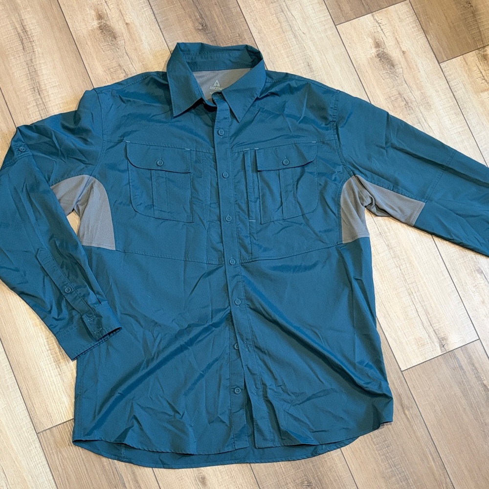 Ascend Men's Teal and Gray Casual Button Down Shirt